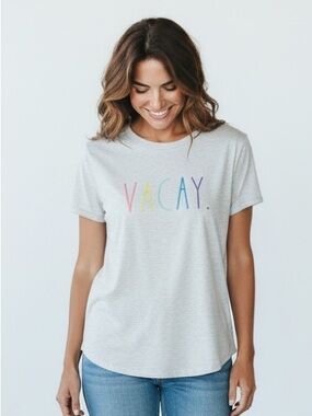 Rae Dunn Vacay Verbiage Short Sleeve Tee T-Shirt Graphic Top - Size: XS - NWT